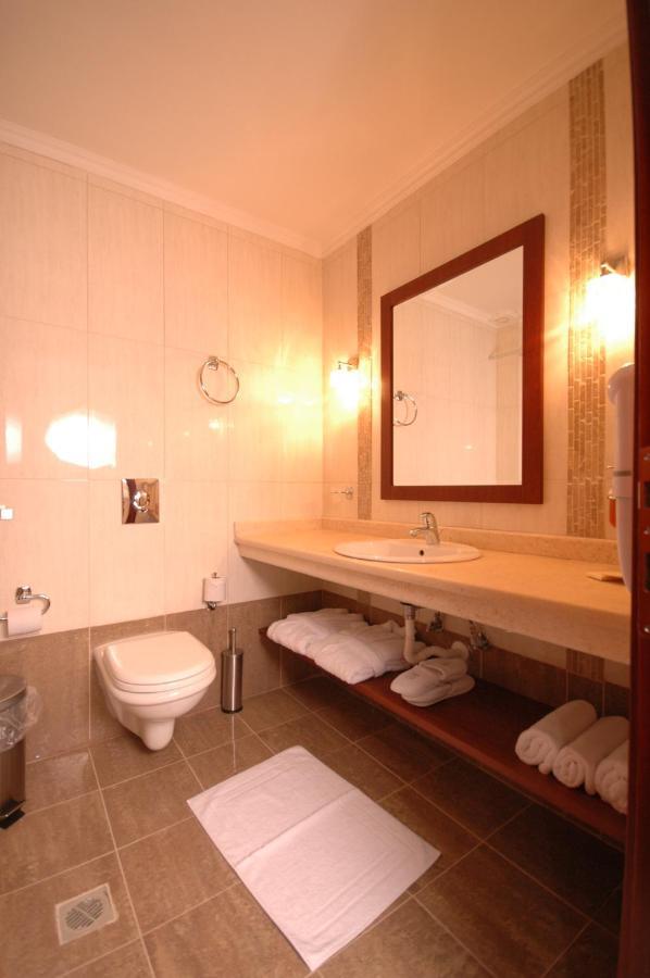 4 Epoxes Hotel Spa Káto Loutrákion Camera foto